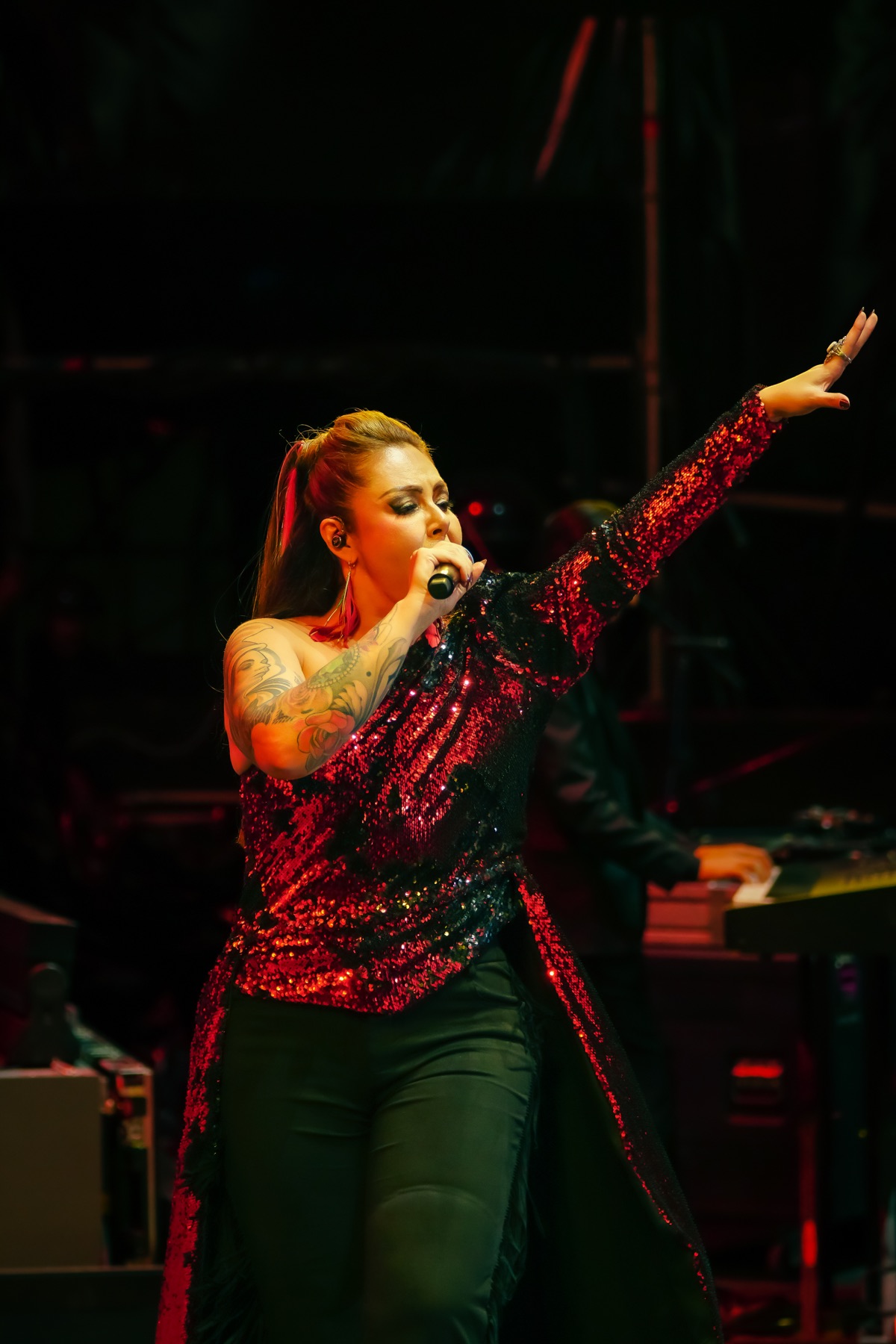 Cantante de Sinfónico del Despecho en vivo